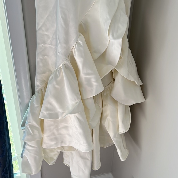 Revolve Bronx and Banco Paros Dress Gown - Picture 6 of 16